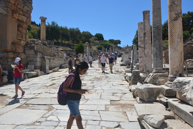 3-Hour Private Ephesus, Terrace Houses, Cruiser Only - Entering Ephesus through Marble Street and the Great Theater