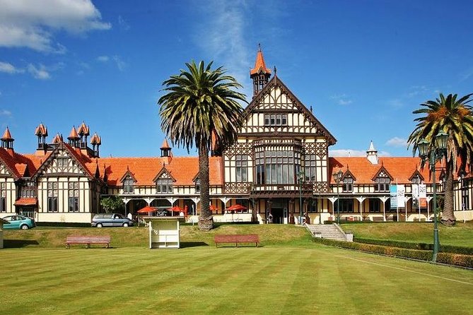 6.5 hour Small-Group Rotorua Naturally Shore Excursion - Tauranga - A quick taste of Māori culture at Whakarewarewa