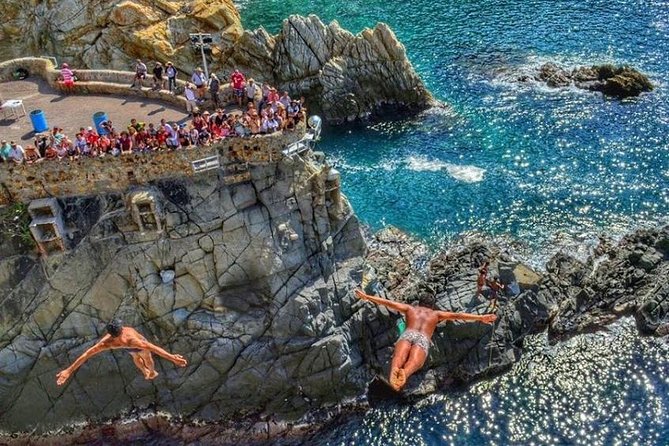 6Hr Cruisers or Hotels High Diver Peace Chapel BabyTurtleRelease - Why the turtle release gives this Acapulco tour its purpose