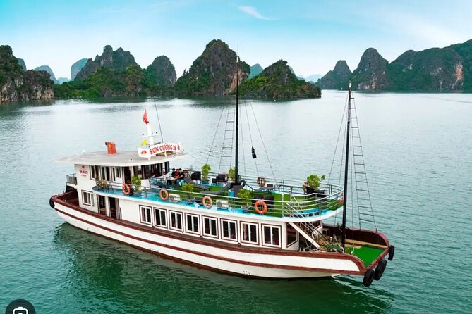 A Day in Paradise: Halong Bay Shore Excursion - A compact introduction to Ha Long Bay