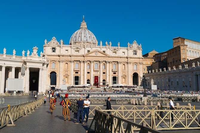 A Deluxe Private Tour of Rome Right from Your Cruise Ship - St. Peter’s Square and Vatican City