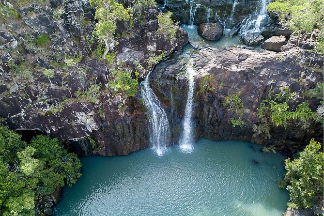 Airlie Beach: Cedar Creek Express (cruise ship friendly) - The ride from Airlie Beach to the creek