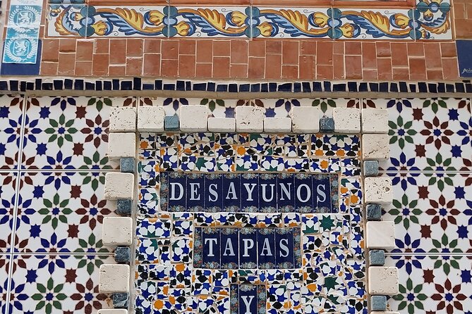 Alicante Highlights Tour for Cruise Passengers with Port Pickup - A brief look at Teatro Principal de Alicante