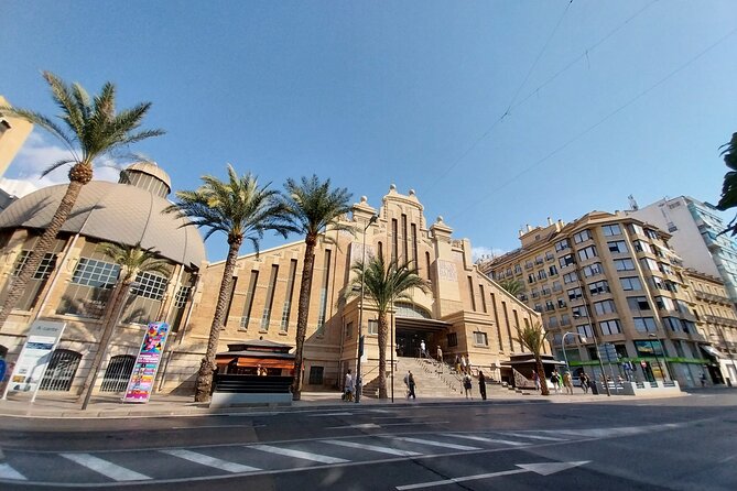 Alicante Highlights Tour for Cruise Passengers with Port Pickup - Alicante Central Market: a taste of daily life