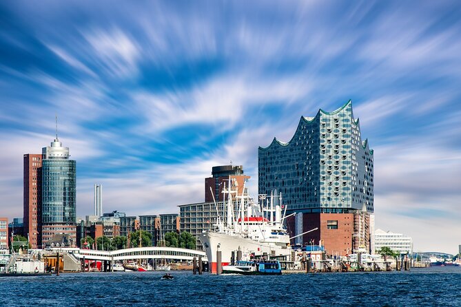 All-in-One Hamburg Shore Excursion from the port of Kiel - St. Nikolai Memorial brings the wartime past into view