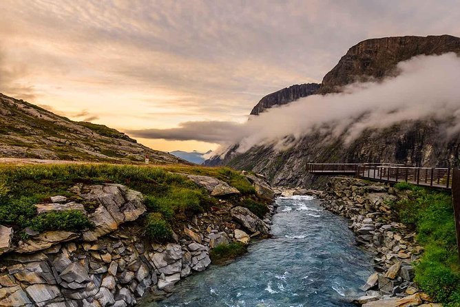 Andalsnes Shore Excursion: the Troll Road and Troll Wall - Stigfossen: the first taste of the mountain road