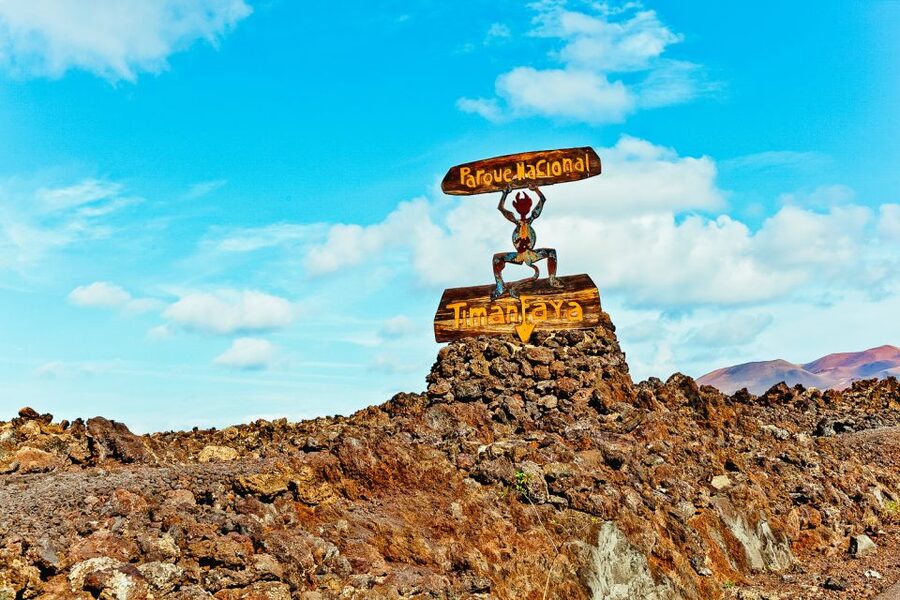 Arrecife: Timanfaya and Green Lagoon for Cruise Passengers - Casa Museo y Monumento al Campesino adds local character