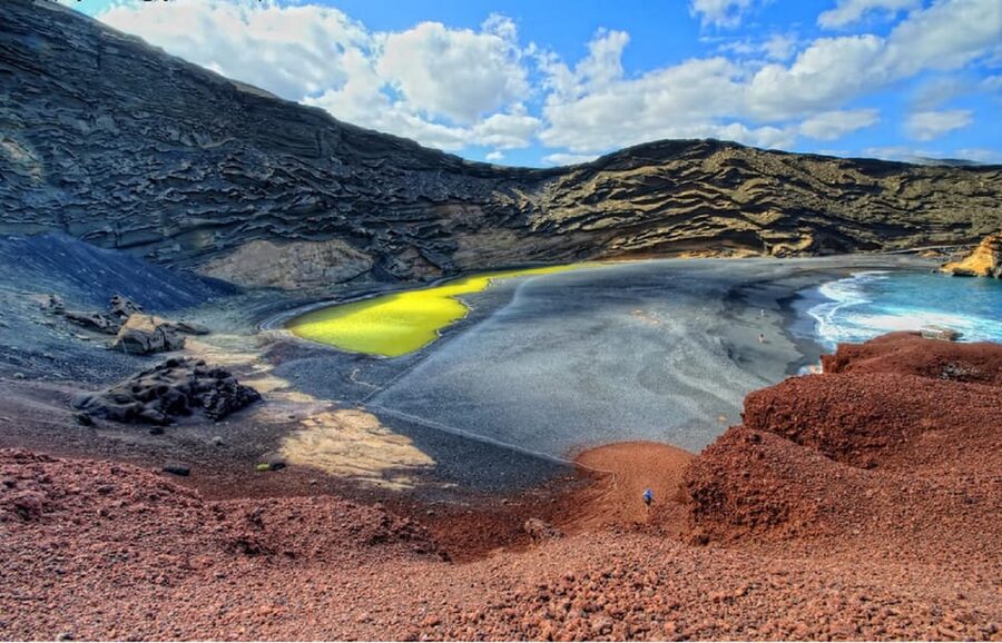 Arrecife: Timanfaya and Green Lagoon for Cruise Passengers - The bus matters more than you might expect