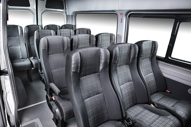 Arrival Private Transfer Vancouver YVR or Cruise Port to Vancouver by Minibus - Booking timing and cancellation