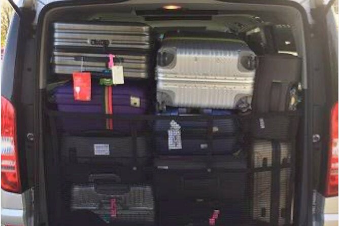 Auckland Downtown Hotel Transfers to/from Cruise Ship in Minivan - Why the private minivan is worth considering