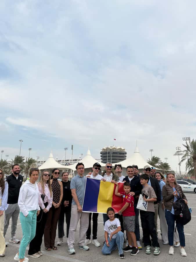 Bahrain Full-Day Highlights Tour:Manama,Desert&Tree of Life - Starting at Al Fateh Grand Mosque