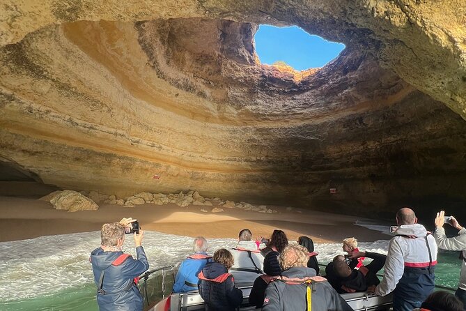 Benagil Cave Boat Tour - Catamarans or Rib - 2 H From Portimão - Key points at a glance