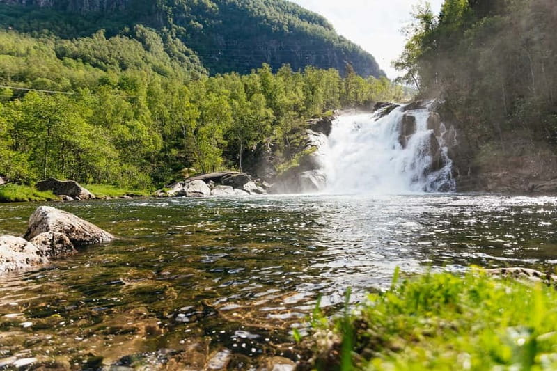 Bergen: Waterfalls of Hardangerfjord Shore Excursion - The behind-the-waterfall walk at Steinsdalsfossen