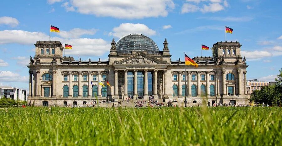 Berlin and Hamburg: Shore Excursion Tour Package - Key points to know before booking