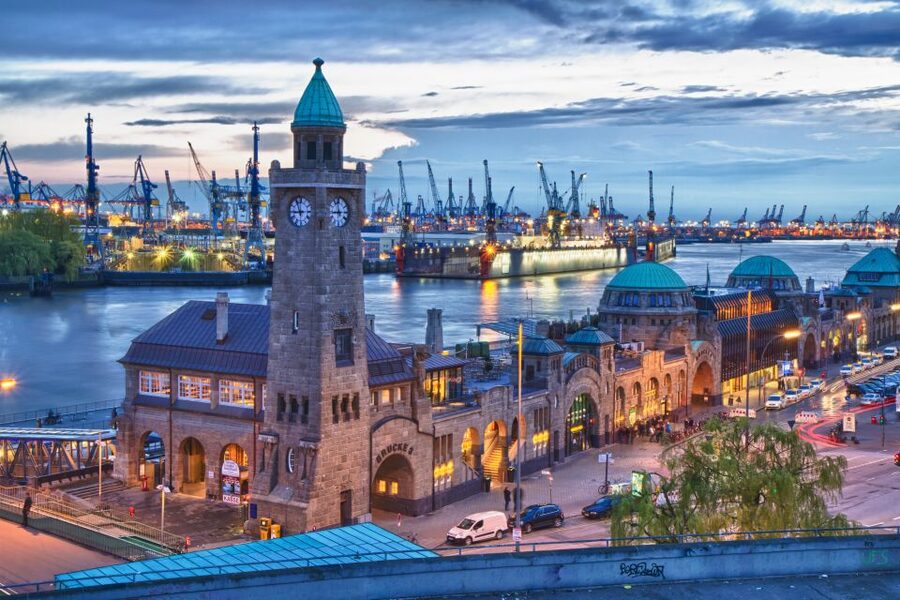 Berlin and Hamburg: Shore Excursion Tour Package - Which cruise schedules are covered?