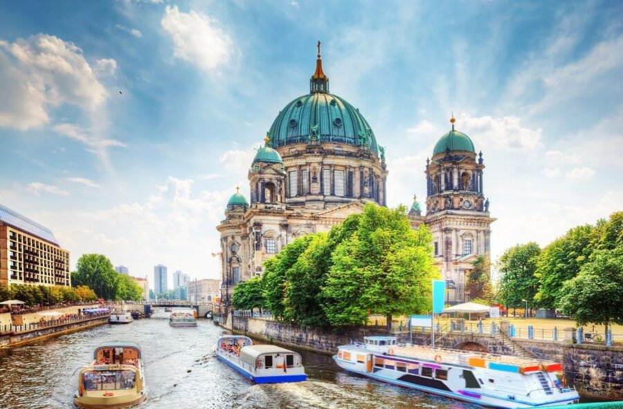 Best Berlin Shore Excursion from Warnemunde or Rostock Port - Charlottenburg Palace and the first look at West Berlin