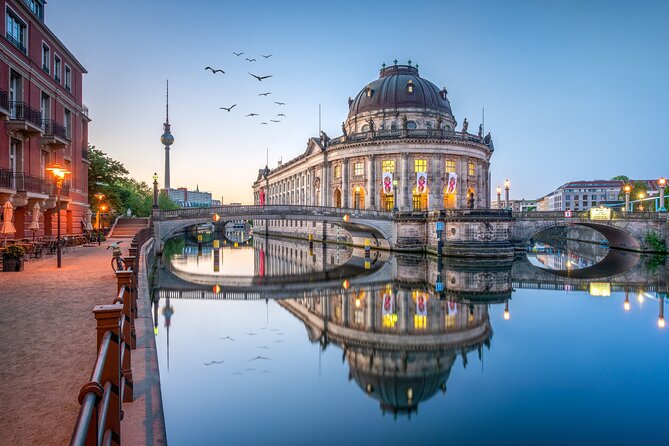 Best Berlin Shore Excursion from Warnemunde, Rortock Cruise Port - Reichstag Building and Brandenburg Gate