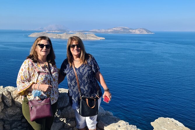Best Corfu Tour with Boat Trip & Old Town for Cruise Passengers - How the guides shape the experience