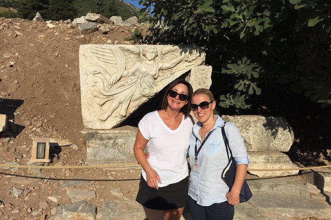 Best of Ephesus Private Tour For Cruise Travelers - Lunch, rugs, pottery, and the question of sales stops