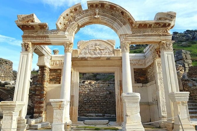 BEST SELLER EPHESUS TOUR FOR CRUISERS Skip Line and OnTime Return - Seeing Kusadasi beyond the port