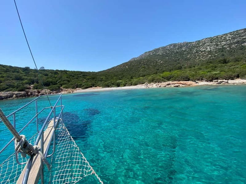 Bodrum: Turkish Maledives Boat Trip with Cruise Port Pickup - First hours aboard the Bayside boat