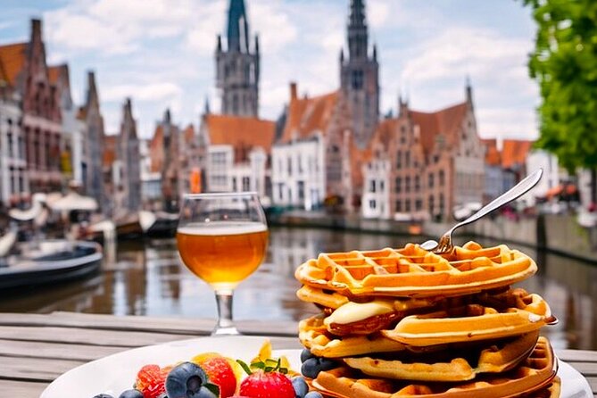 Bruges Tour from Your Cruise Ship with Canal Cruse & Leisure Time - The one-hour canal cruise