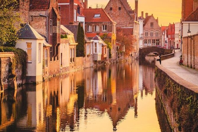 Bruges Tour from Your Cruise Ship with Canal Cruse & Leisure Time - Walking, transport, and group practicalities