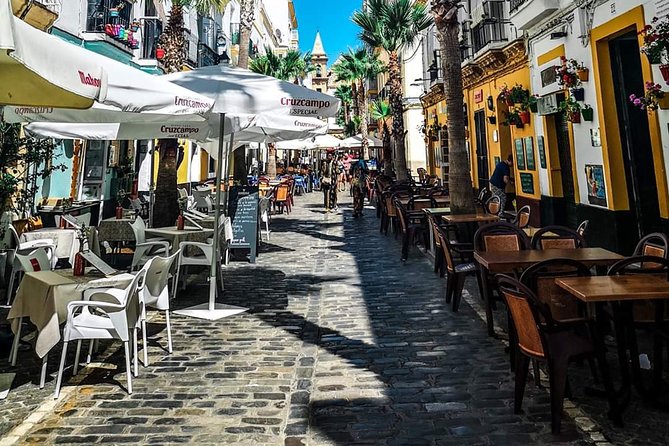 Cadiz Shore Excursion: Scenic & walking tour with cheese and sherry tasting - La Caleta Beach and Santa Catalina Castle