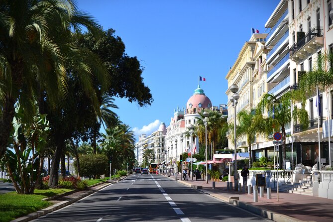 Cannes private shore excursion: tour the French Riviera & Monaco - Following the Formula 1 Route to Monte Carlo