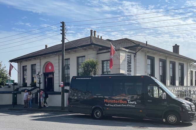 Cobh cruise excursion, Blarney, Cork & Kinsale. Car or Minibus. - What the private vehicle adds to the day