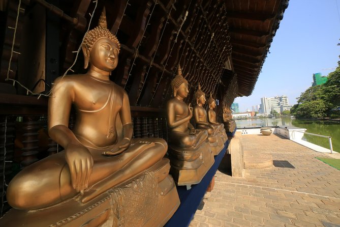 Colombo City Tour (small group with pickup from Cruise ship) - Pettah: Colombo’s street-level introduction
