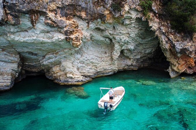 Corfu’s Best Beaches: Private Tour to Paleokastritsa & Glyfada - Glyfada: the easier beach for swimming
