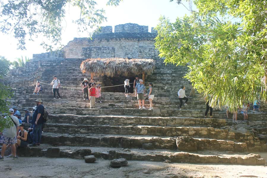 Costa Maya: Chacchoben Ruin, 7 Colors Lagoon Shore Excursion - Food, drinks, and the important inclusion problem