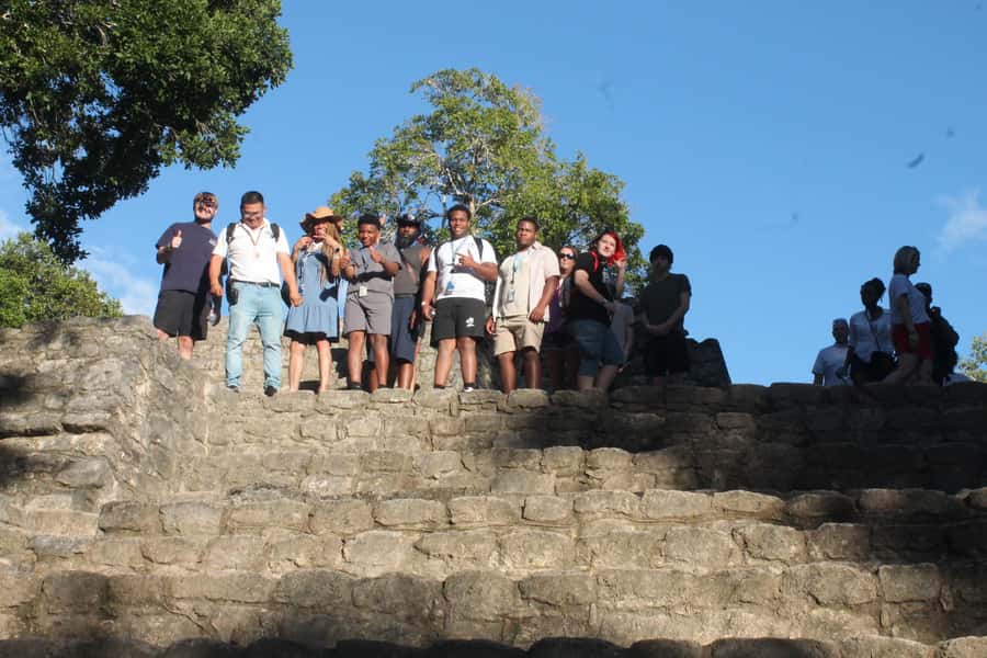 Costa Maya: Chacchoben Ruin, 7 Colors Lagoon Shore Excursion - Meeting Toucan Tours outside the port