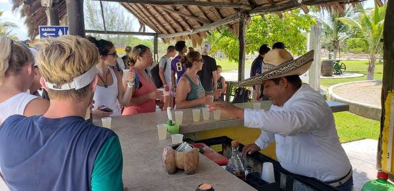 Cozumel: Private Jeep Tour Shore Excursion - Tortugas Beach Club combines lunch with reef time