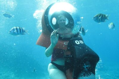 Mini-SUB Diving Adventure