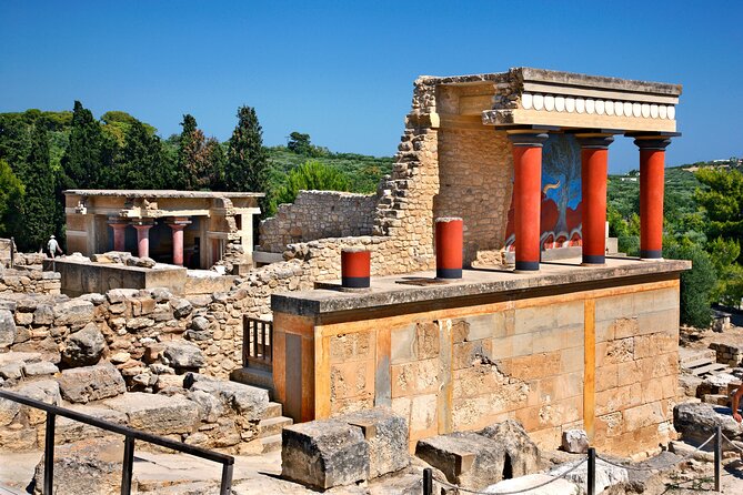 Crete Shore Trip & Knossos Palace from Heraklion (Iraklion) Port - Walking, heat, and the right shoes