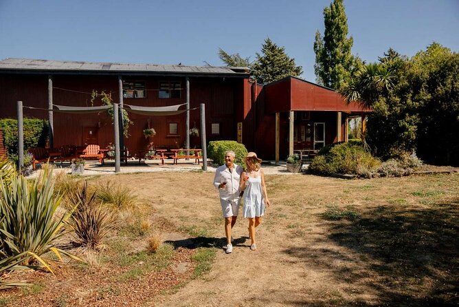 CRUISE SHIP DAY LYTTELTON Hop On Hop Off Wine Tours to Waipara - Lunch stops can shape the whole afternoon