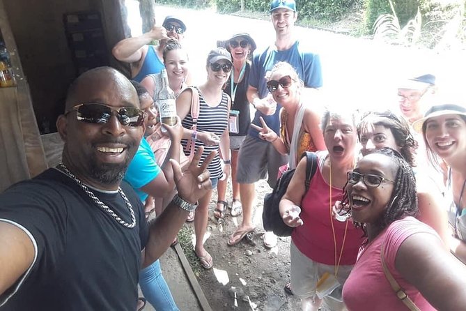 Cruise Ship Excursions with Dannyboy & Co. - The long road to Soufrière and the Pitons