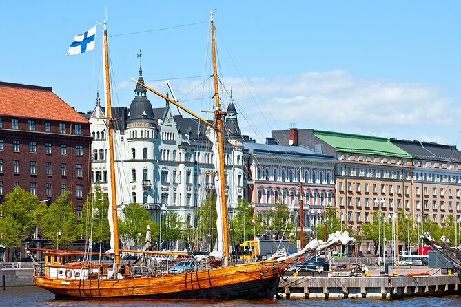 Deluxe Helsinki Shore Excursion from Cruise Ship Port - Senate Square, Market Square, and Esplanadi on foot