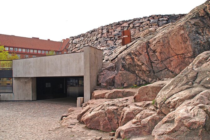 Deluxe Helsinki Shore Excursion from Cruise Ship Port - Forty-five minutes near Havis Amanda