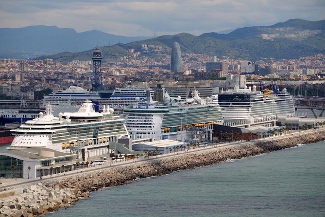 Departure Transfer: Barcelona to Cruise Port by Luxury Van - What the service does well