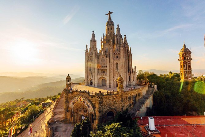 Departure Transfer: Barcelona to Cruise Port by Luxury Van - Who should book it