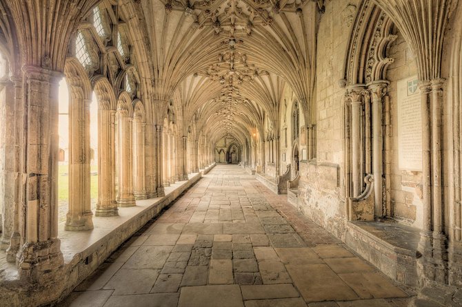 Dover Shore Excursion:Post-Cruise Tour to London via Canterbury and Leeds Castle - Canterbury: cathedral, medieval streets, and limited free time