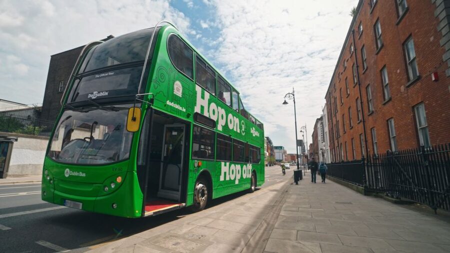 Dublin: Cruise Excursion Hop-On Hop-Off Tour & Rail Ticket - Phoenix Park and Dublins north bank