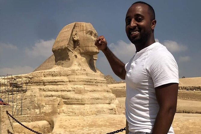 Egypt Shore tours to Giza Pyramids & Museum& bazaar from Alexandria or Port said - Giza Pyramids: the day’s main event