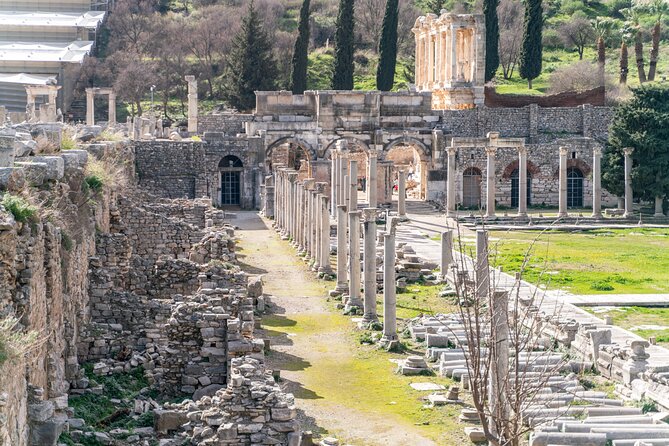 Ephesus Shore Excursion from Kusadasi Port with Guide - The Terrace Houses reveal Ephesus at home