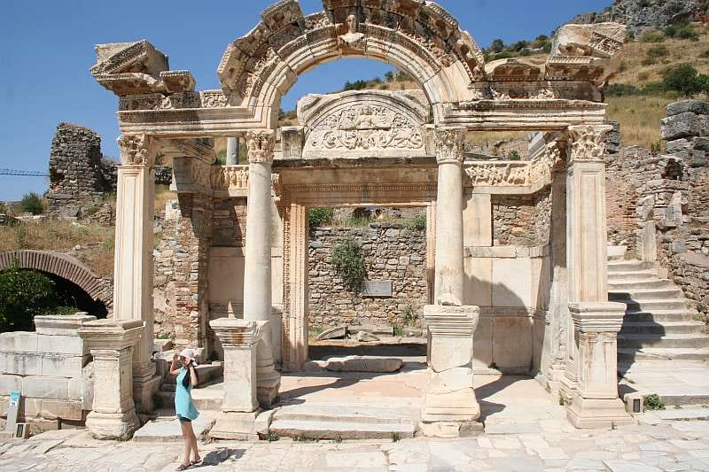Ephesus: Small Group Tour for Cruise Passengers - Walking the marble streets of Ephesus