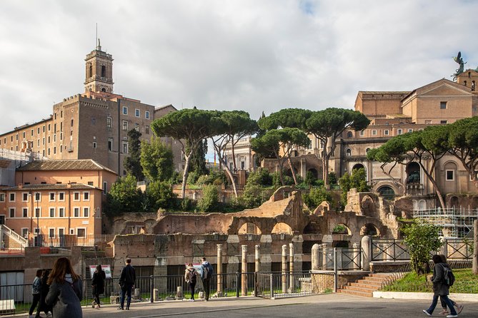 Exclusive Shore Excursion Rome Highlights & Skip the Line Sistine Chapel Tour - The Pantheon and the small streets around it