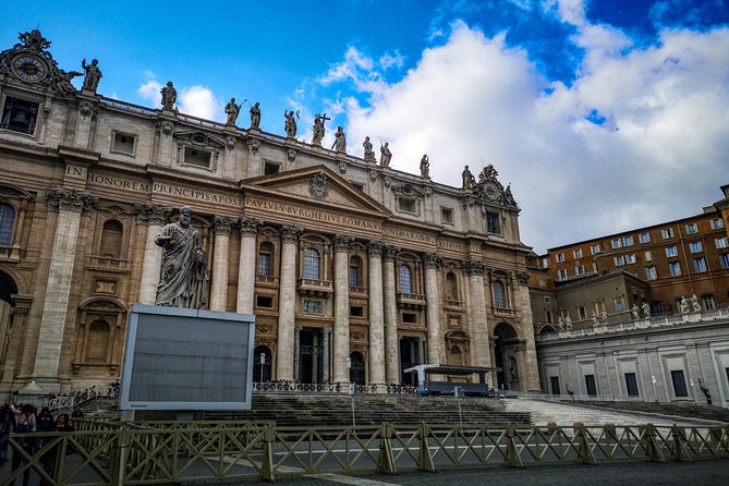 Exclusive Shore Excursion Rome Highlights & Skip the Line Sistine Chapel Tour - The Spanish Steps in a short visit